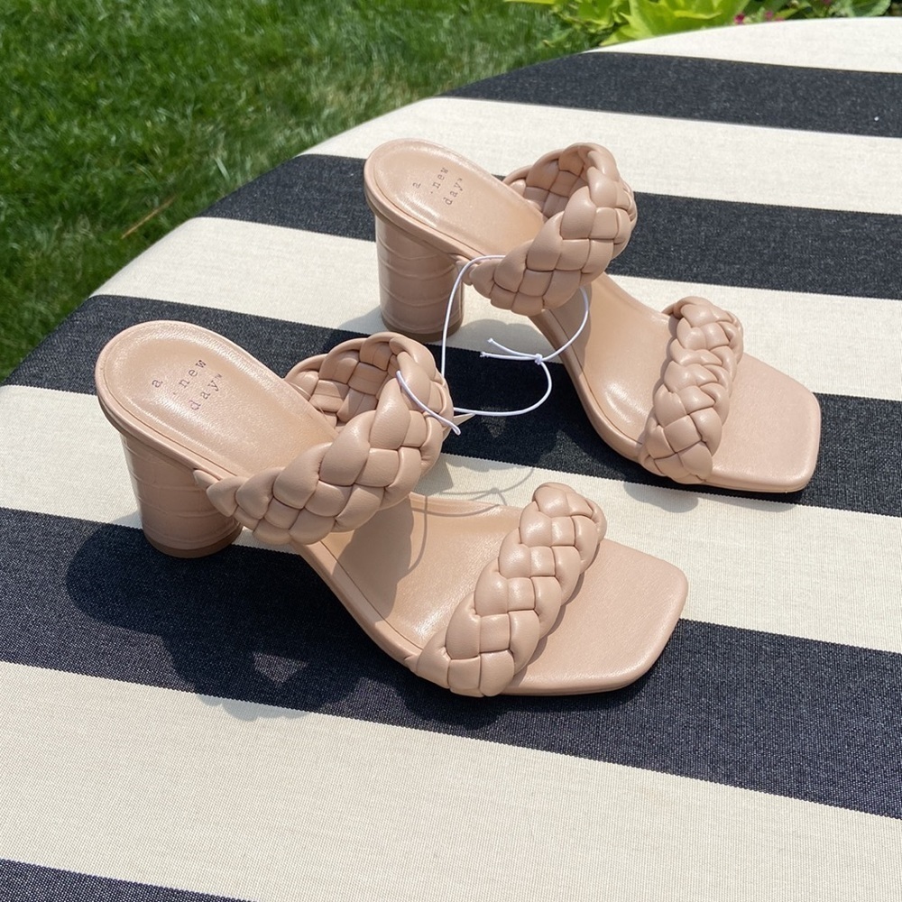 Women's Basil Mule Heels - A New Day™
Beige new 🆕 - Picture 6 of 6